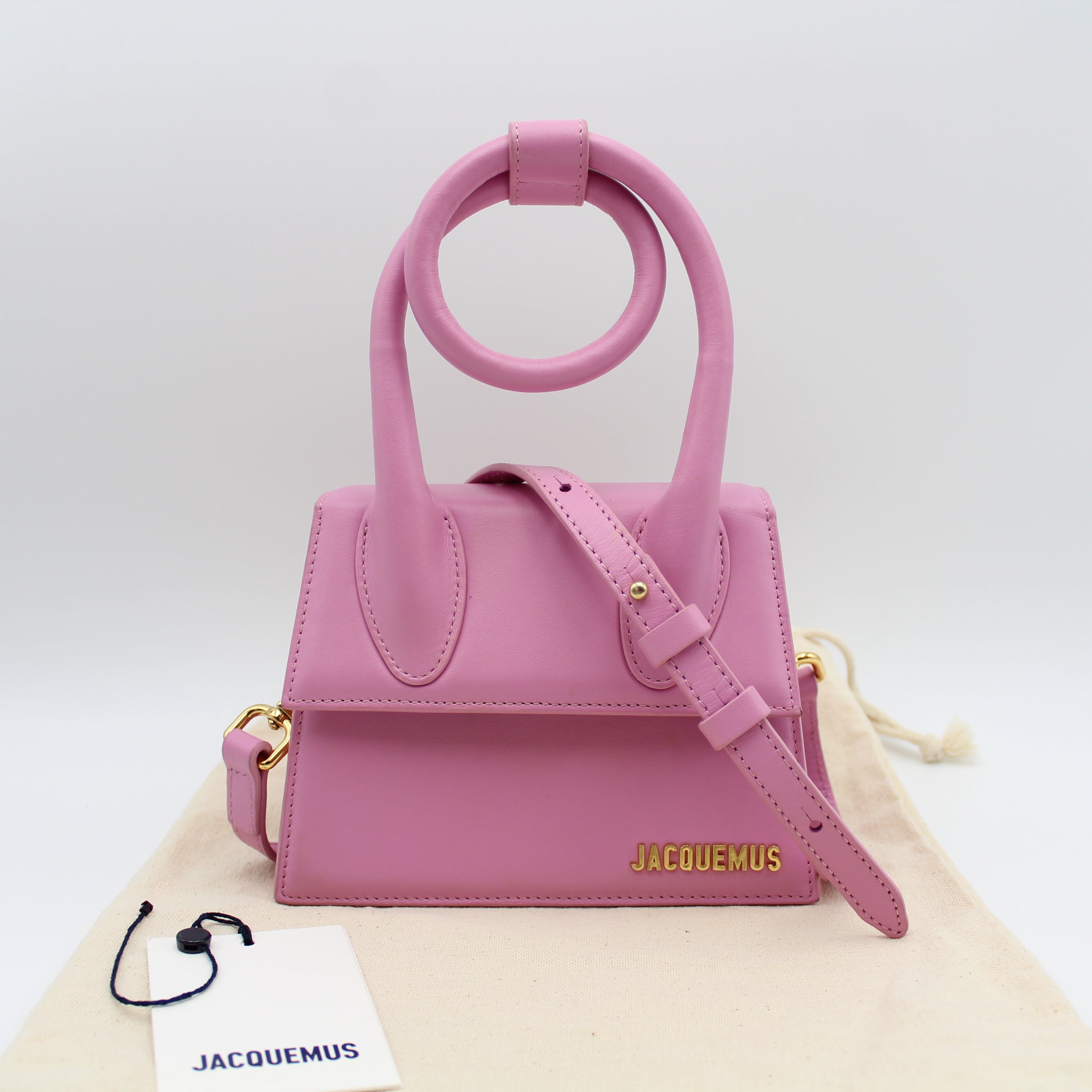 borsa-jacquemus-991ibl-1.jpg